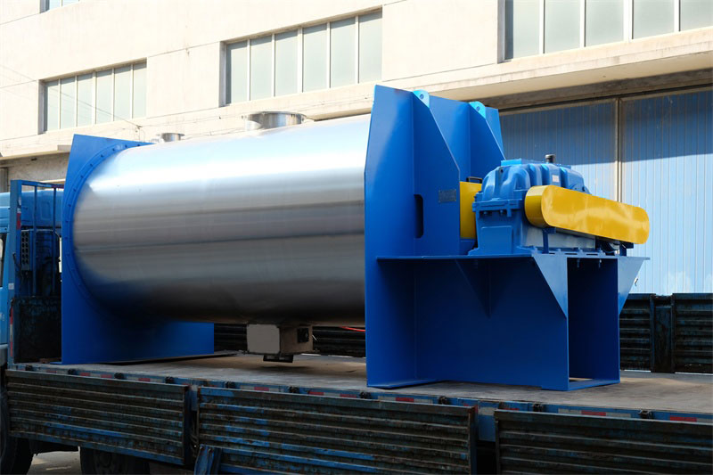 LDH-8P犁刀混合機成功發往佛山